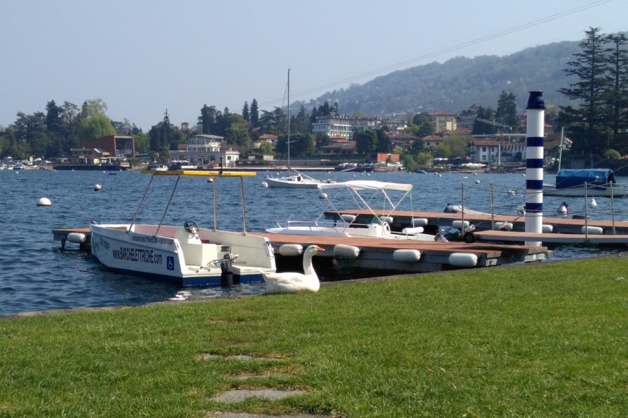 Navigare sul Lago Maggiore con Barchelettriche – Verbano Yacht Club 1895